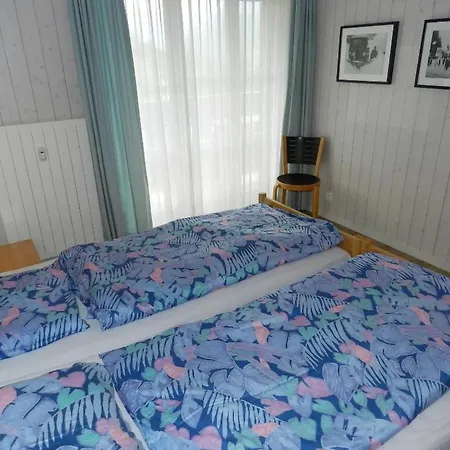 Suzanne Nr- 22 Appartement-fewo- Dusche Oder Bad- Wc 4-bettwohnung By Interhome
